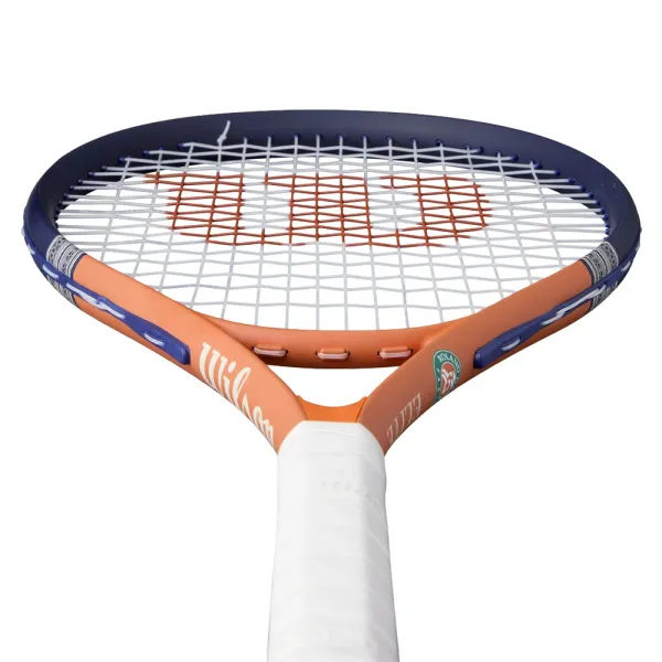 Ракетка б/т Wilson Roland Garros Elite Gr3, WR193210U3, алюм, со струнами, оранжево-бежевый за 8&nbsp;146.40 ₽ в Смоленске